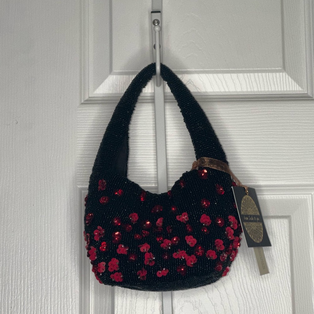NWT Viral Black & Red Beaded Handbag w/ Floral Accents- Made in India